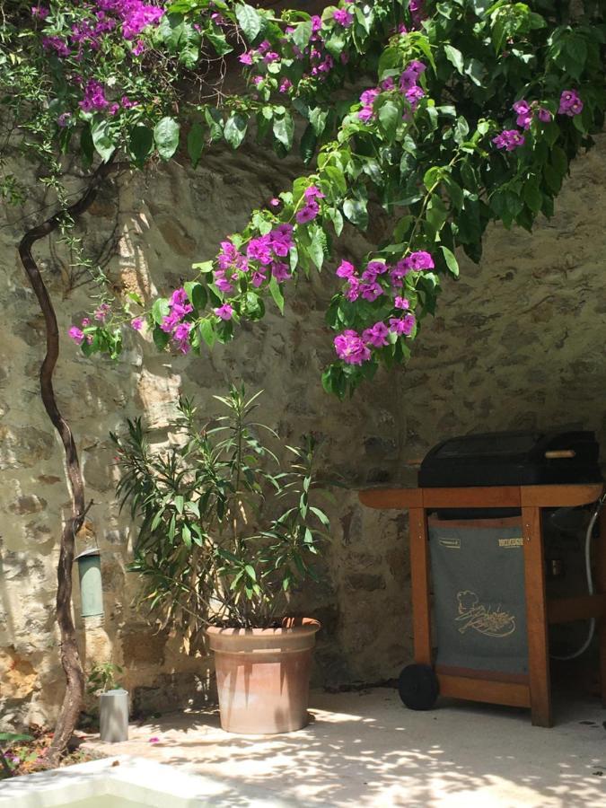 Lunel Bien-Etre Buitenkant foto